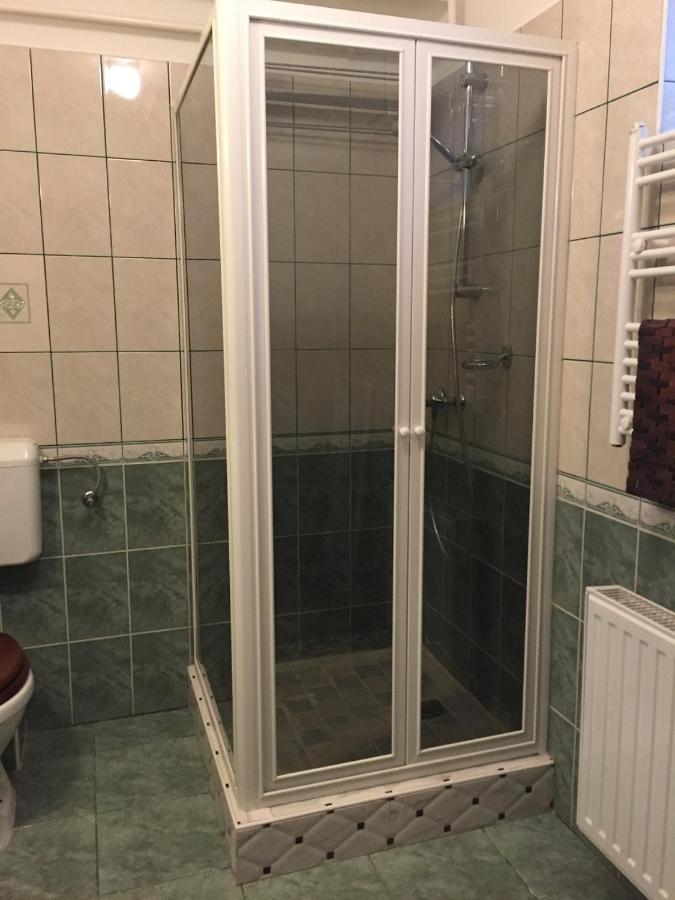 Atmoszfera Apartman Шарвар Экстерьер фото