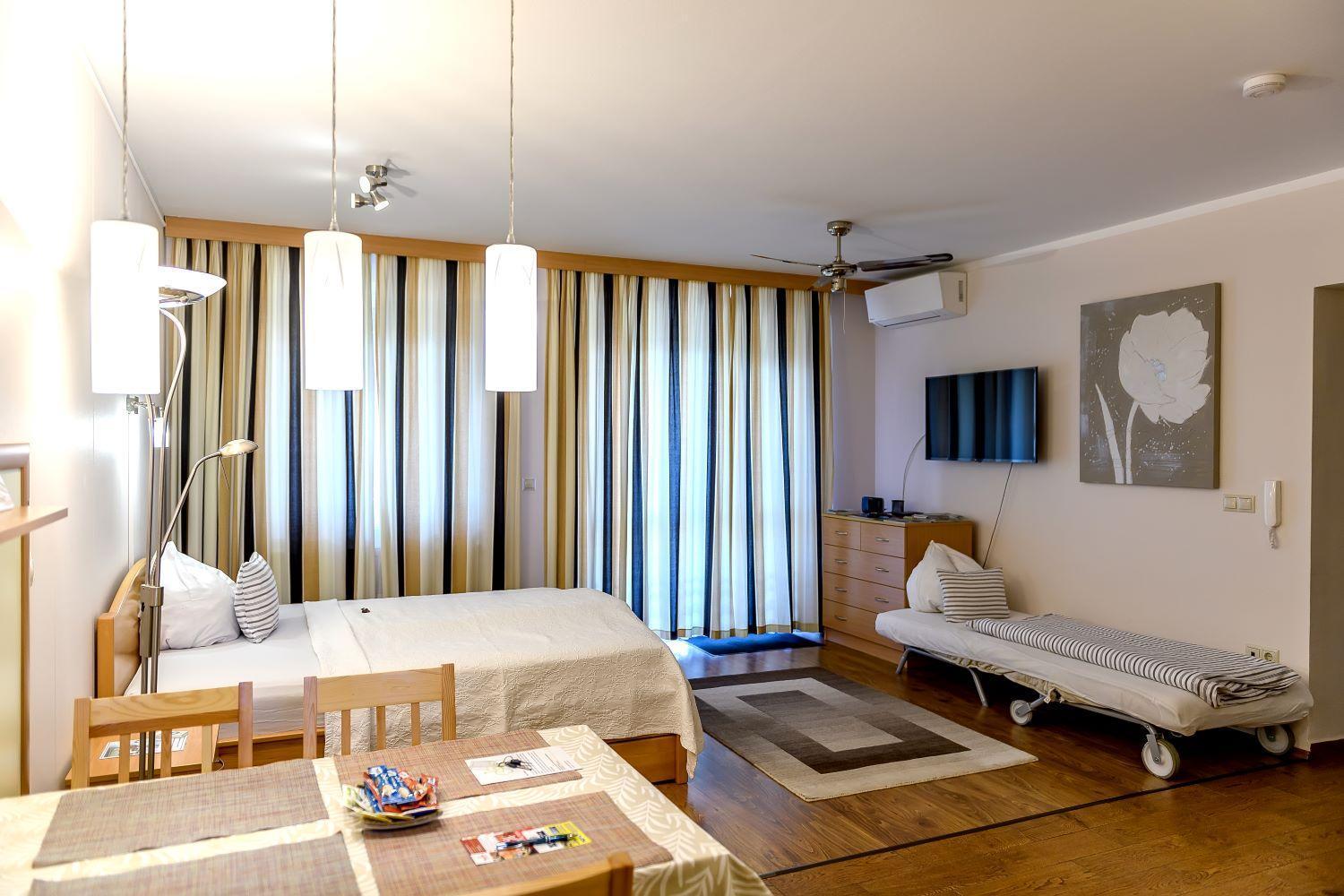 Atmoszfera Apartman Шарвар Экстерьер фото